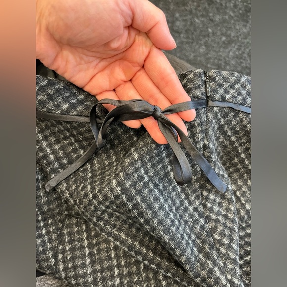 Grey and White Patterned High Low Skirt - Picture 5 of 10